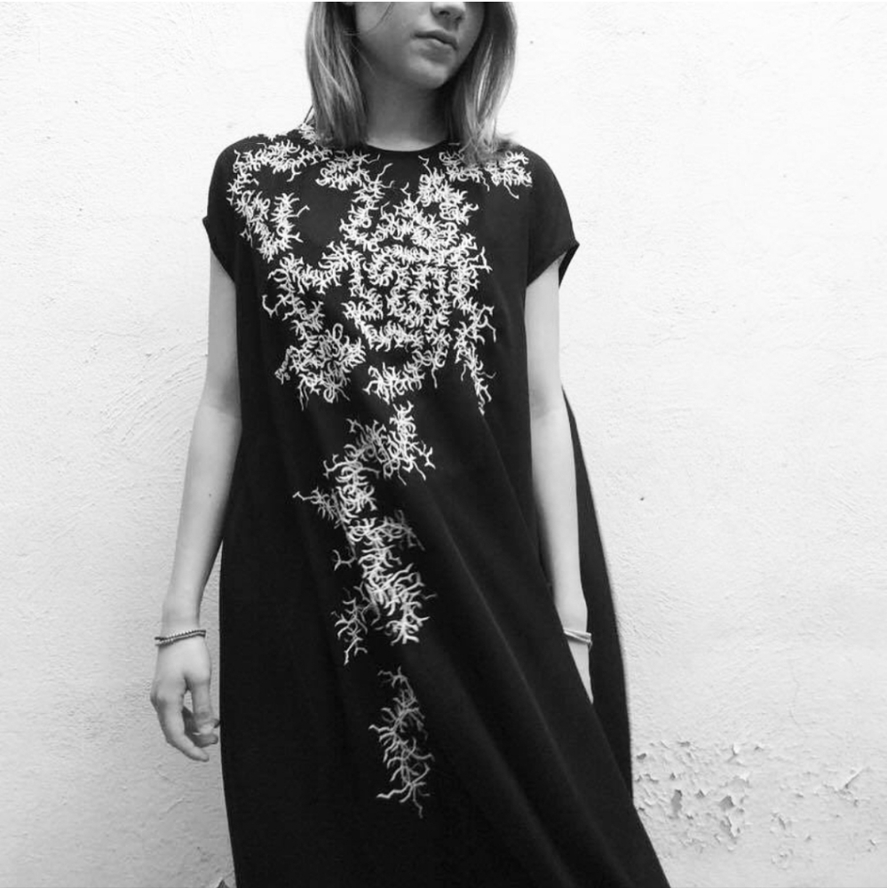 1/8takamura NWOT One Size Embroided Dress